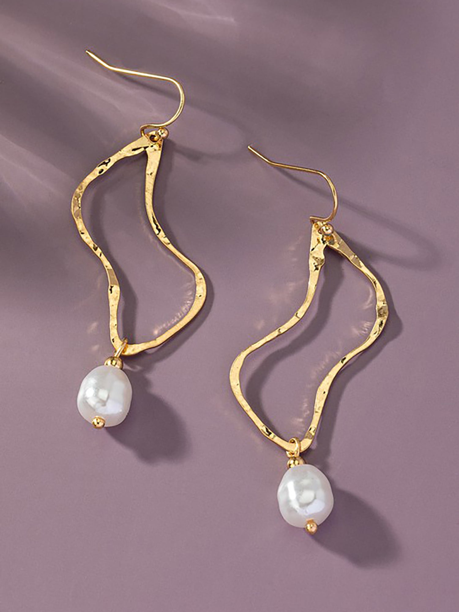Pearl Essence Earrings - Accessory