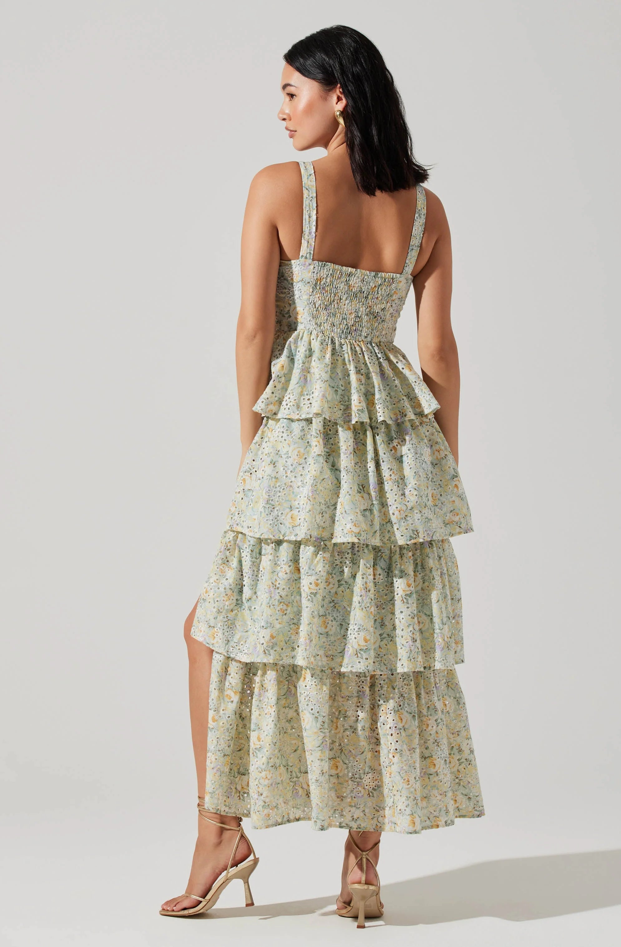 plus size sexy dress ASTR the Label | Bayley Floral Pleated Maxi Dress in Blue Floral