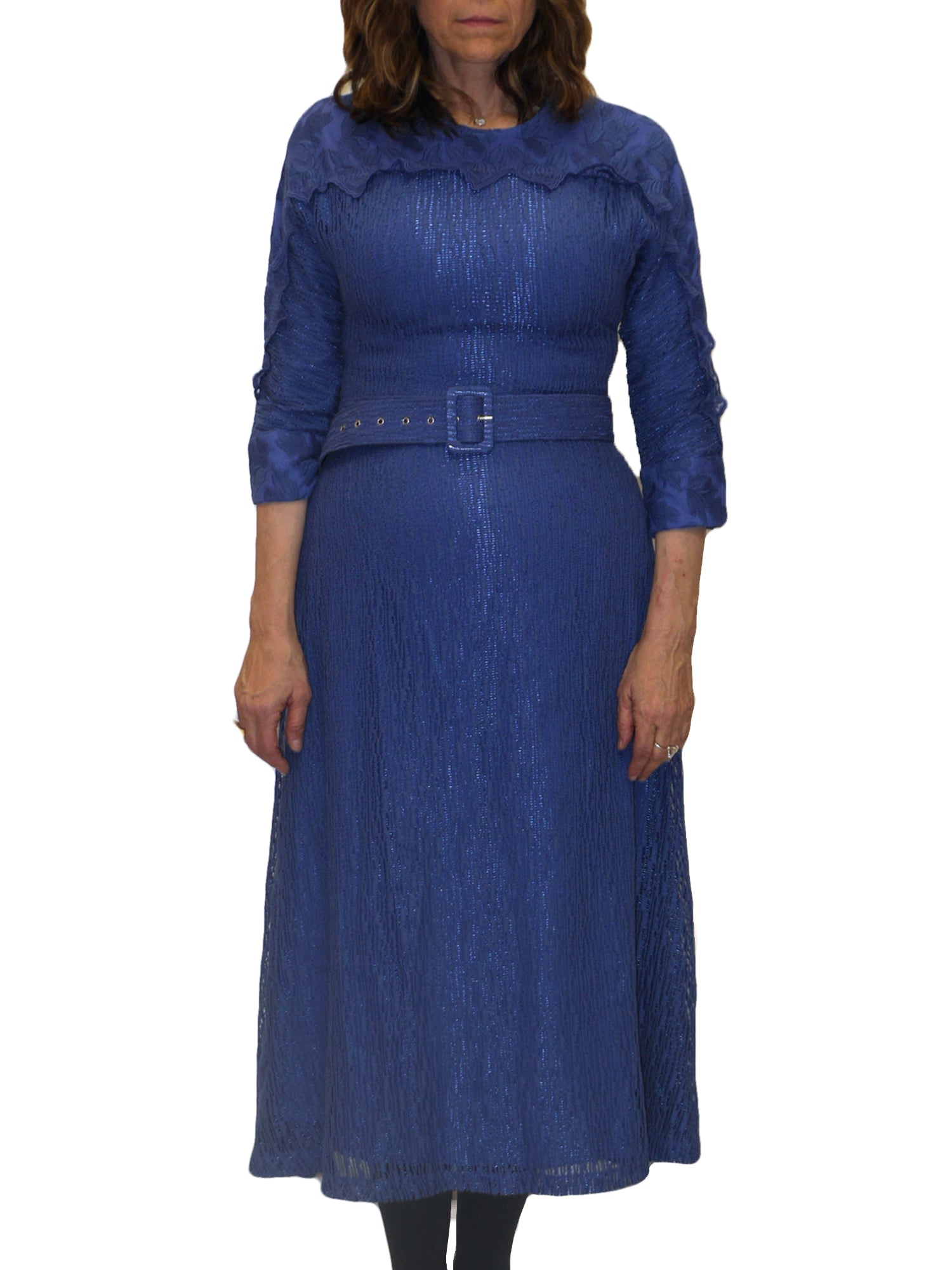 Elegant and Comfy Knit Maxi Dress