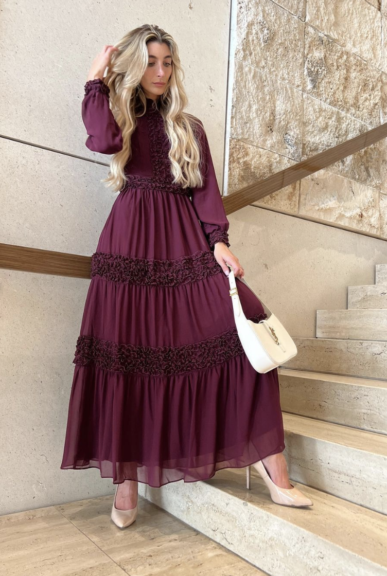 Legally Red Chiffon Maxi Dress - Dresses 2 / Navy Legally Red Chiffon Maxi Dress - Dresses 2 / Navy