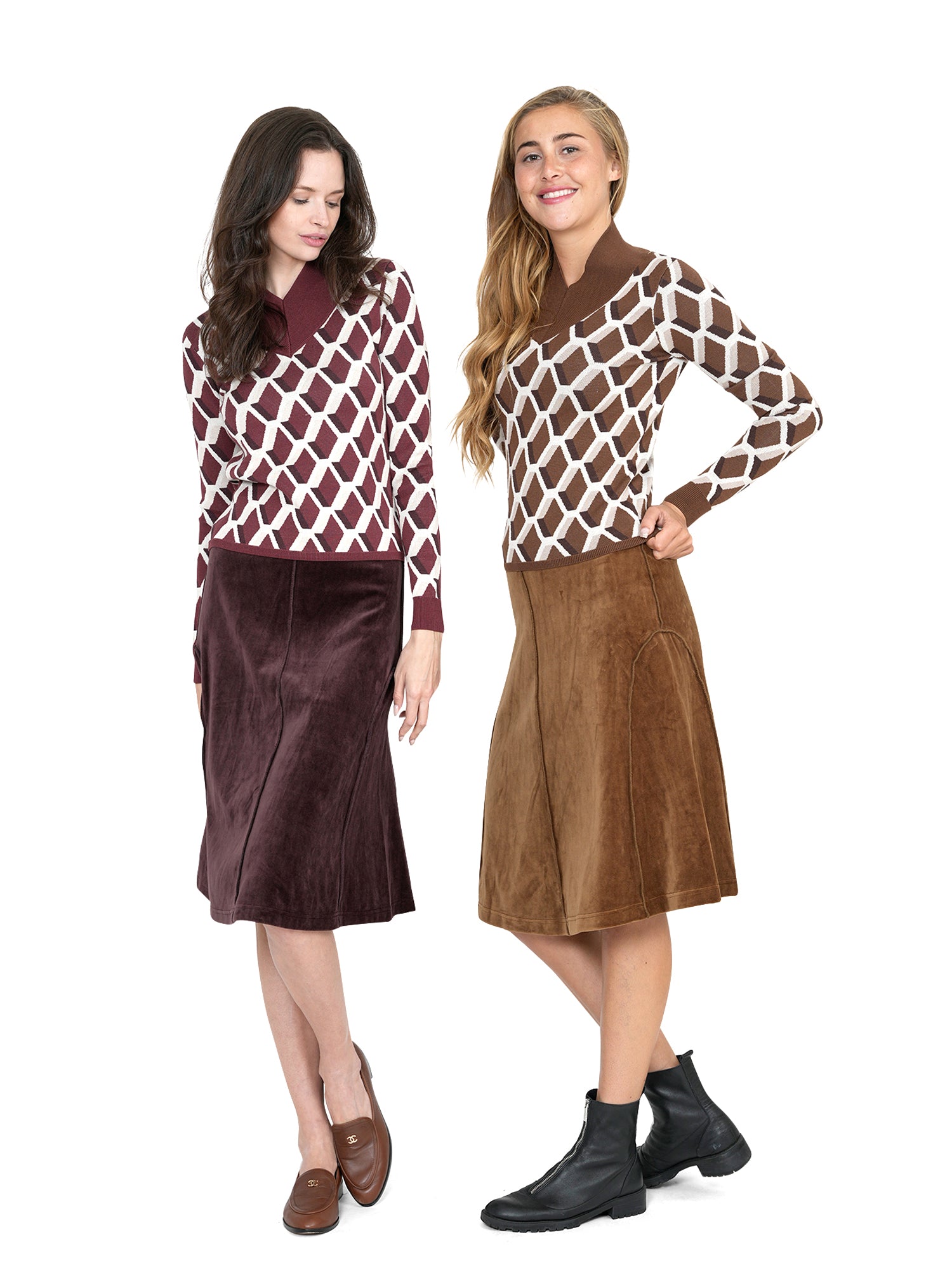 Ginger 3D Graphic V-Neck Sweater - Shirts & Tops